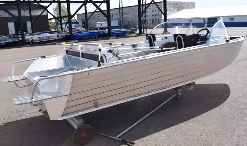 Алюминиевый катер WYATBOAT-550 DCM в Назрани