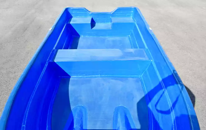 Стеклопластиковая лодка Neman-340 (тримаран) в Назрани