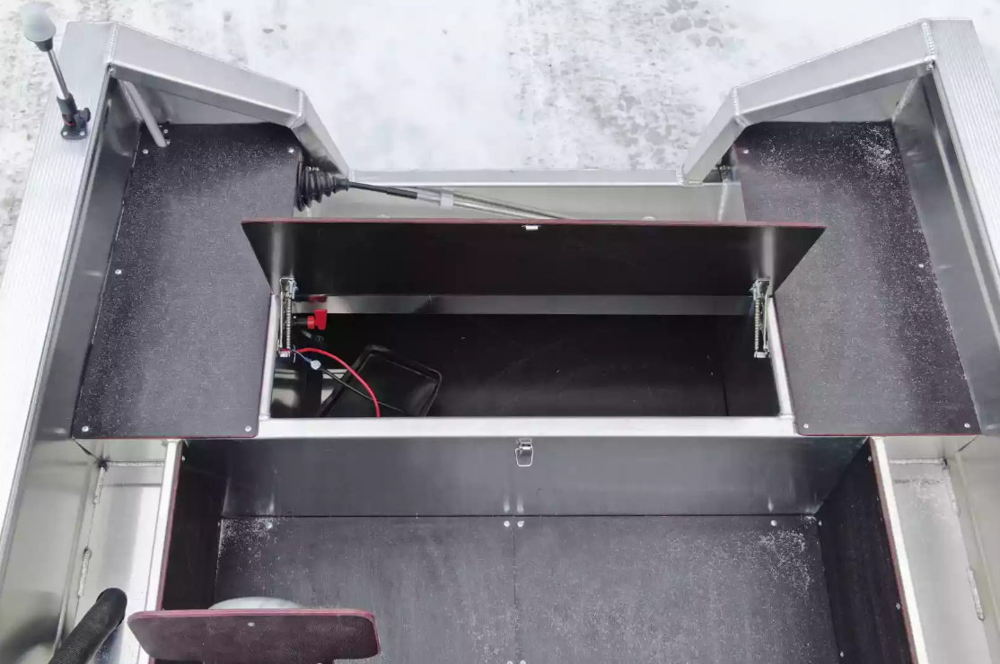 Алюминиевая лодка Неман-400 С в Назрани