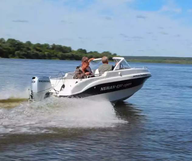 Стеклопластиковый катер Neman-450 Open в Назрани