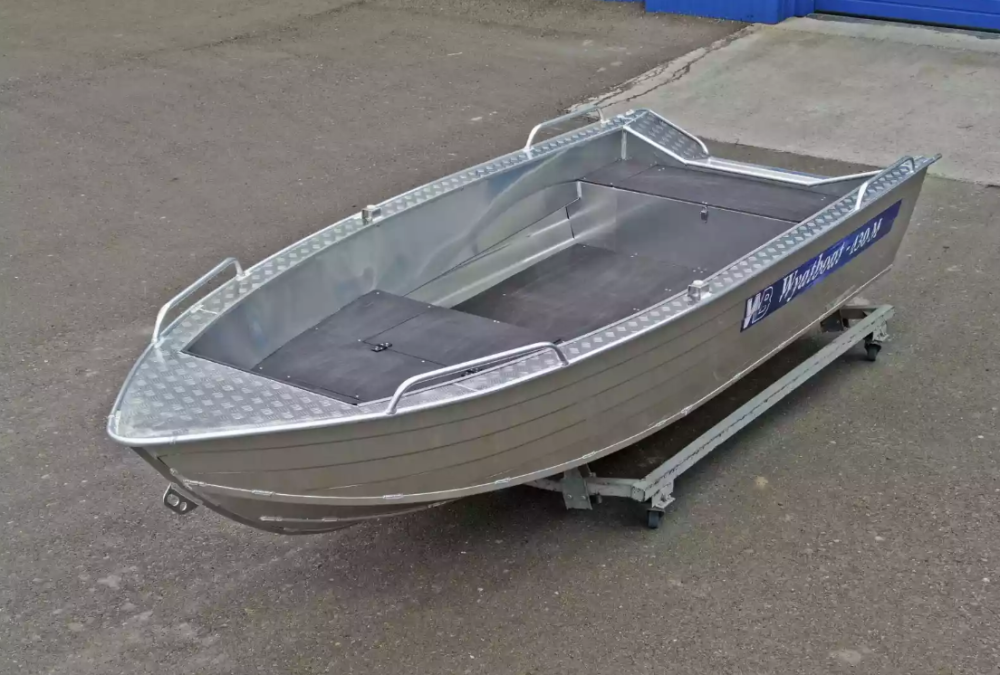 Алюминиевая лодка  Wyatboat-430М FISH в Назрани