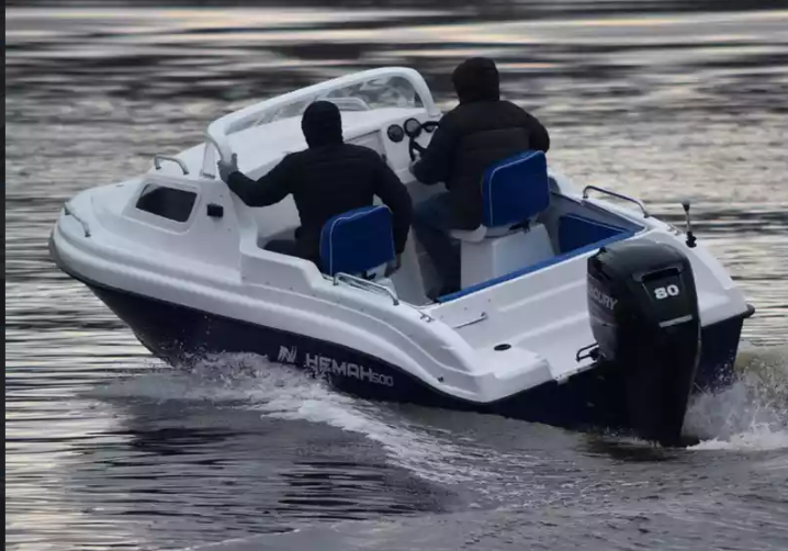 Комбинированный катер Neman-500 с каютой в Назрани