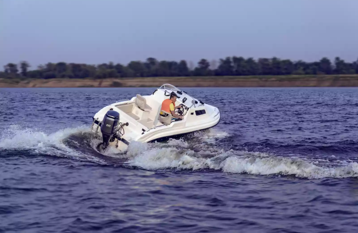 Стеклопластиковый катер Neman-500 в Назрани