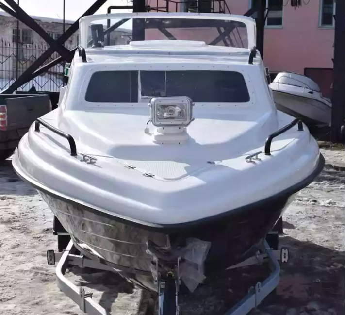 Комбинированный катер Neman-500 с каютой в Назрани