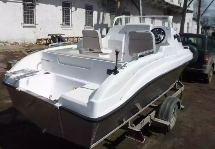 Комбинированный катер Neman-500 с каютой в Назрани