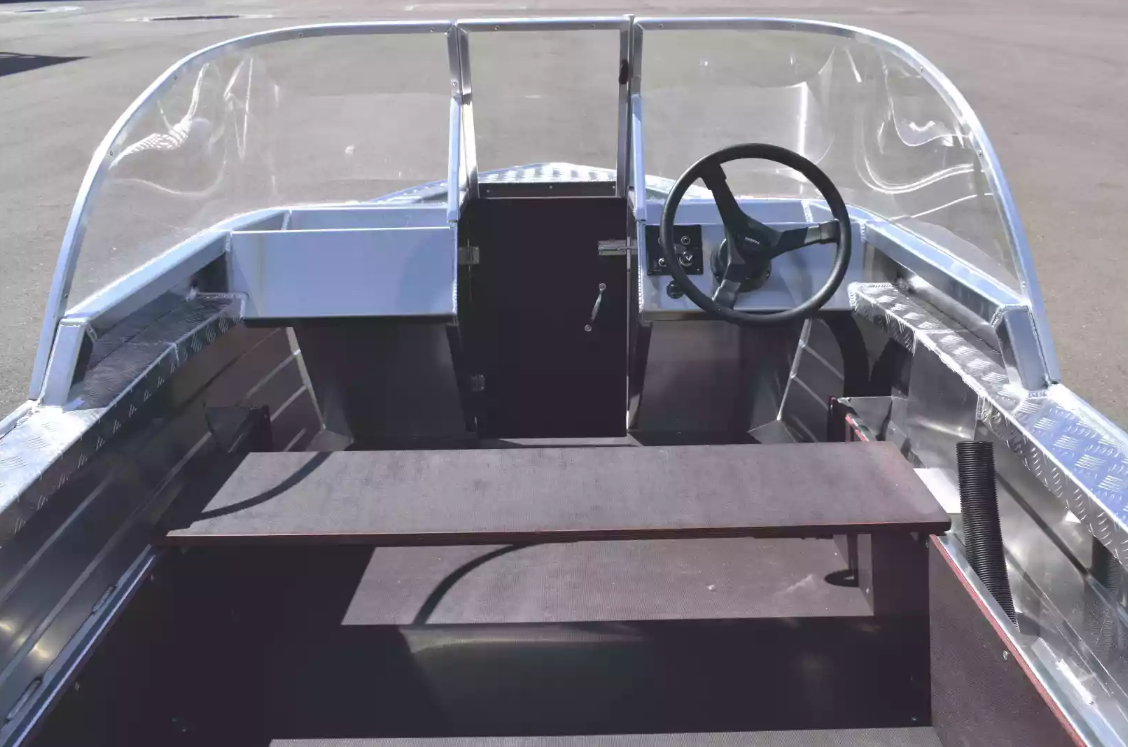 Алюминиевая лодка Wyatboat-390 DCM в Назрани