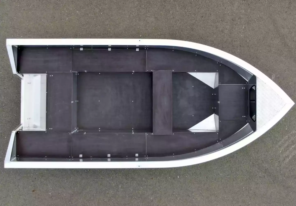 Алюминиевая лодка  Неман-420 в Назрани