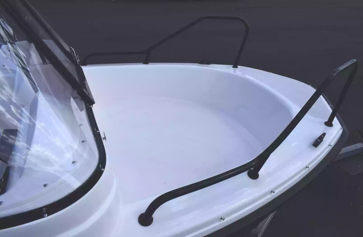 Комбинированный катер Wyatboat-430 DC в Назрани