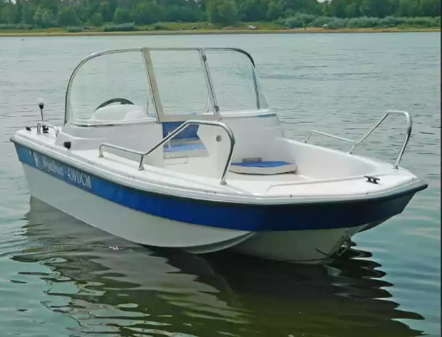 Стеклопластиковый катер Wyatboat-430 DCM (тримаран) в Назрани