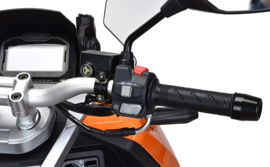 Скутер MOTOLAND (МОТОЛЕНД) T-MAX 150 в Назрани