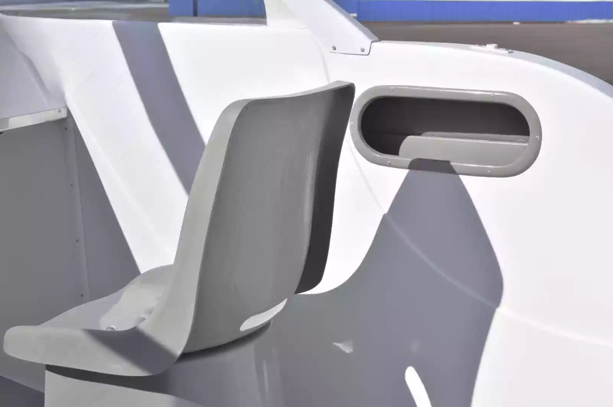 Комбинированный катер Neman-500 P в Назрани