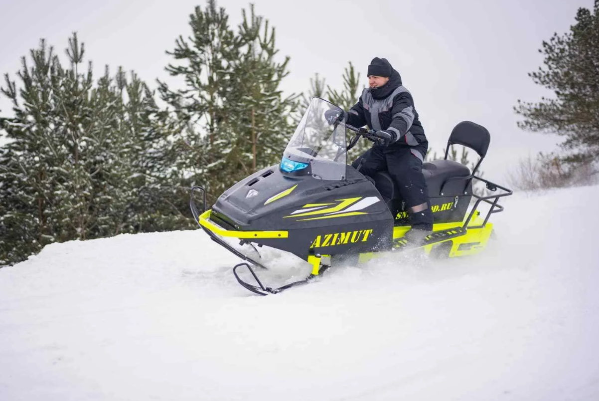 Миниснегоход Бурлак Азимут 20 л.с. , эл.запуск, реверс, тормоз гидравл, капот черный в Назрани