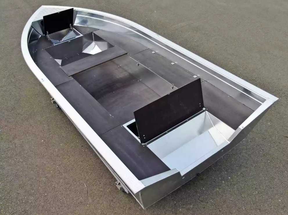 Алюминиевая лодка  Неман-420 в Назрани