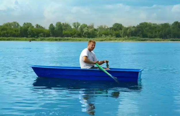 Стеклопластиковая лодка Малютка в Назрани