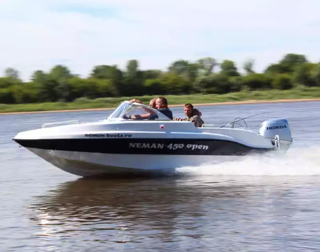 Стеклопластиковый катер Neman-450 Open в Назрани