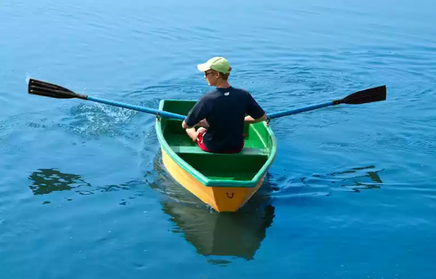 Стеклопластиковая лодка Малютка в Назрани