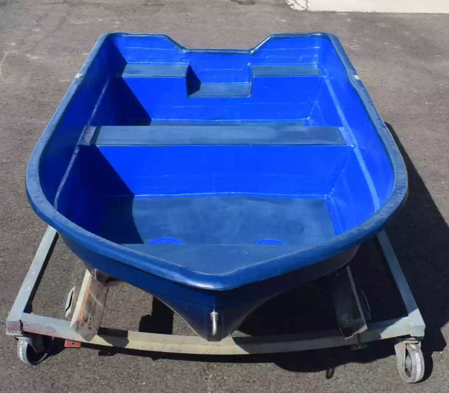 Стеклопластиковая лодка Neman-340 (тримаран) в Назрани