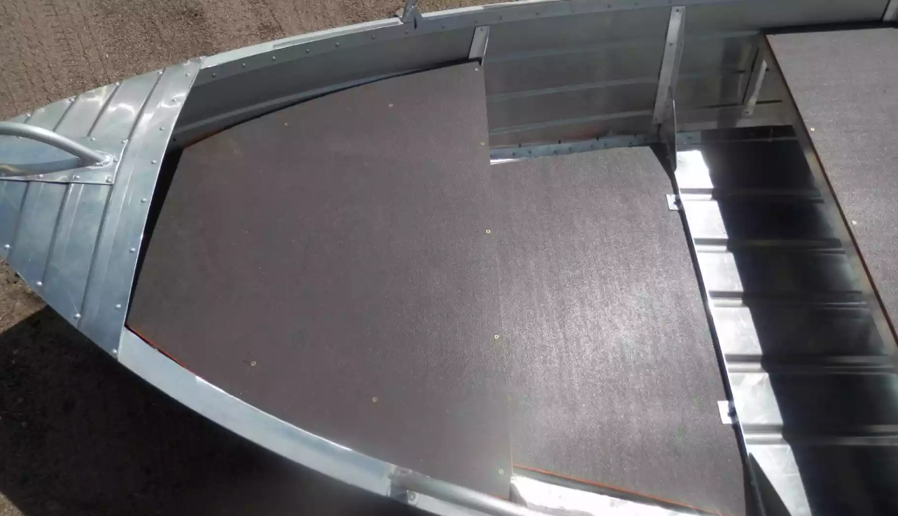 Алюминиевая лодка Вятка-Профи 32 в Назрани