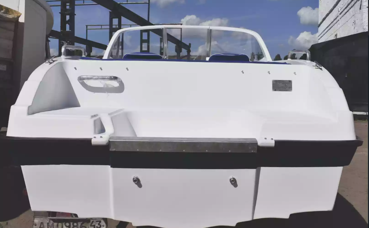 Стеклопластиковый катер Neman-500 Open в Назрани