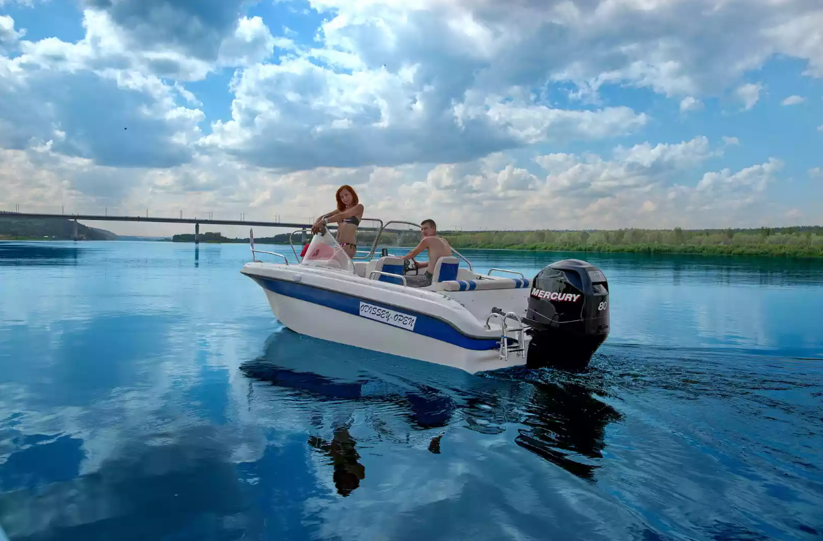 Стеклопластиковый катер Neman-530 Open в Назрани