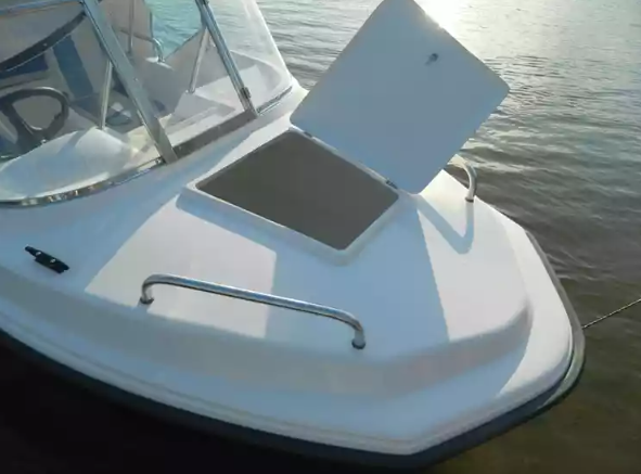 Стеклопластиковый катер Wyatboat-430 M (тримаран) в Назрани