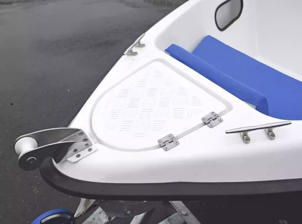 Стеклопластиковый катер Wyatboat-430DCМ (килевая) в Назрани