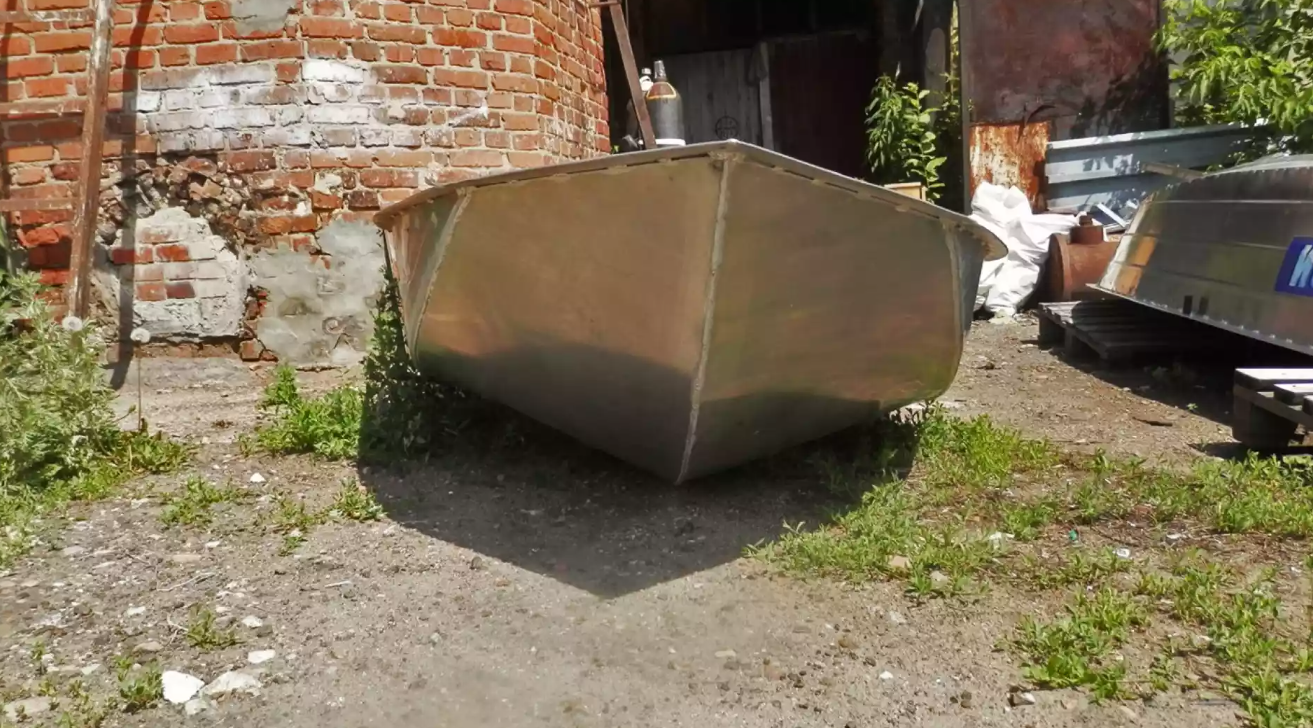 Алюминиевая лодка Вятка-Профи Вариант в Назрани