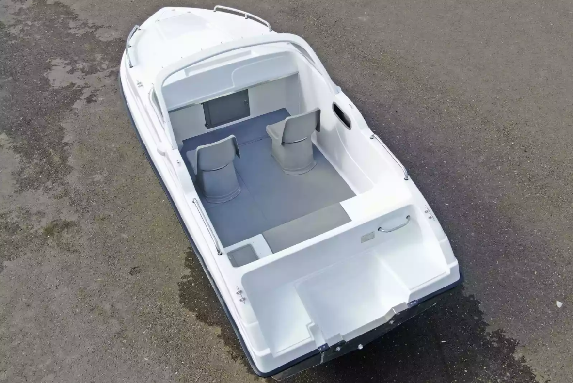 Комбинированный катер Neman-500 P в Назрани