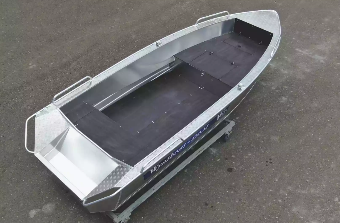 Алюминиевая лодка  Wyatboat-430М FISH в Назрани