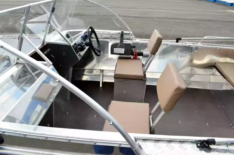 Алюминиевый катер Неман-500 DCM в Назрани