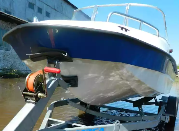 Стеклопластиковый катер Wyatboat-430 M (тримаран) в Назрани