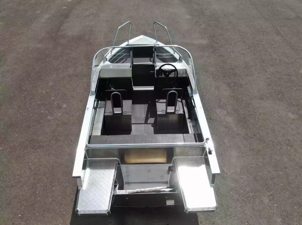 Алюминиевая лодка  Неман-400 DCM NEW в Назрани