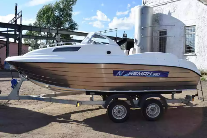 Комбинированный катер Neman-550 с каютой в Назрани