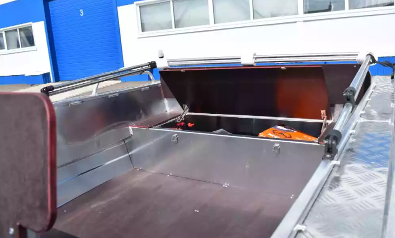 Алюминиевый катер WYATBOAT-550 DCM в Назрани