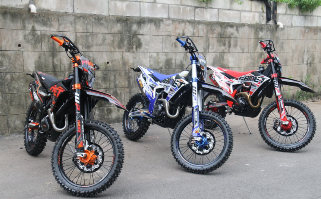 Кроссовый мотоцикл FAIDET NC300S ULTRA WP в Назрани