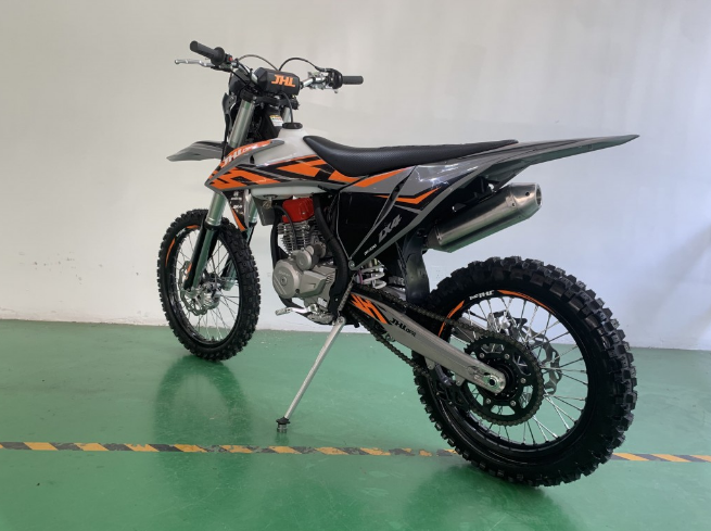 Мотоцикл JHLMOTO JHL LX4 CB300RL (175FMN) в Назрани