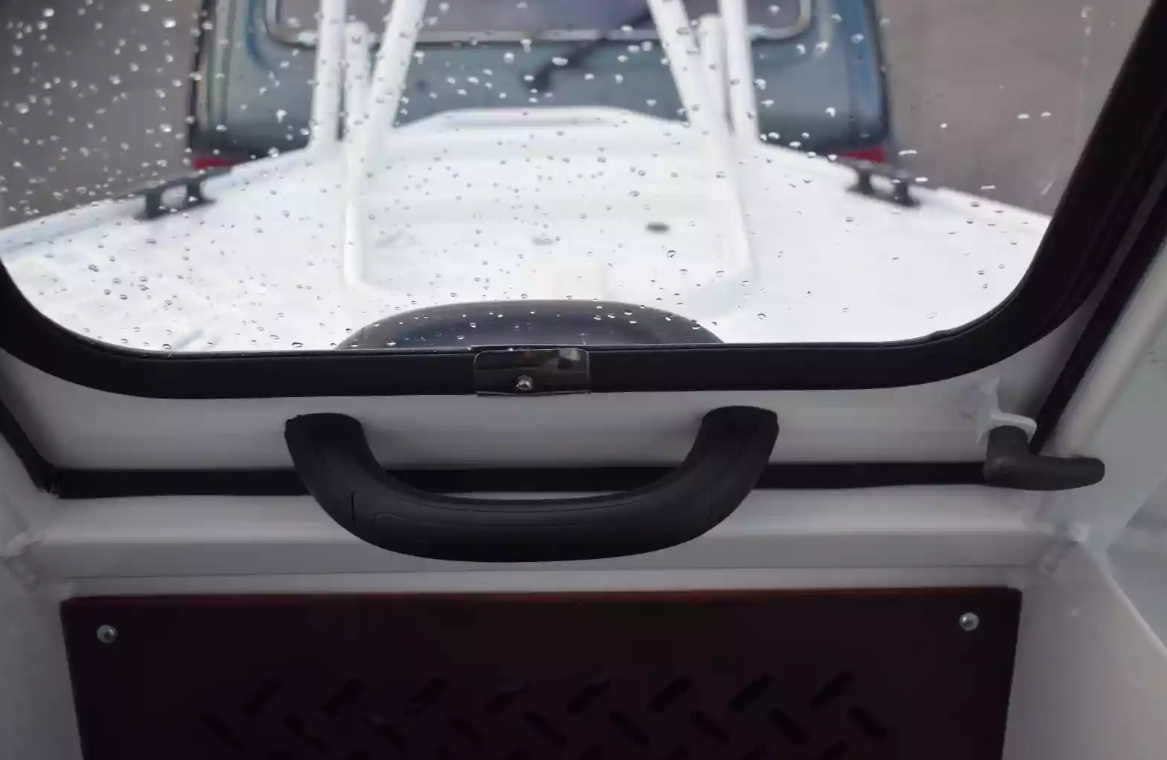 Алюминиевый катер Неман-500 (закрытая рубка) в Назрани