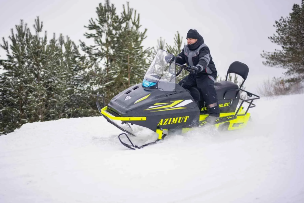 Миниснегоход Бурлак Азимут 24 л.с. , эл.запуск, реверс, тормоз гидравл, капот черный в Назрани