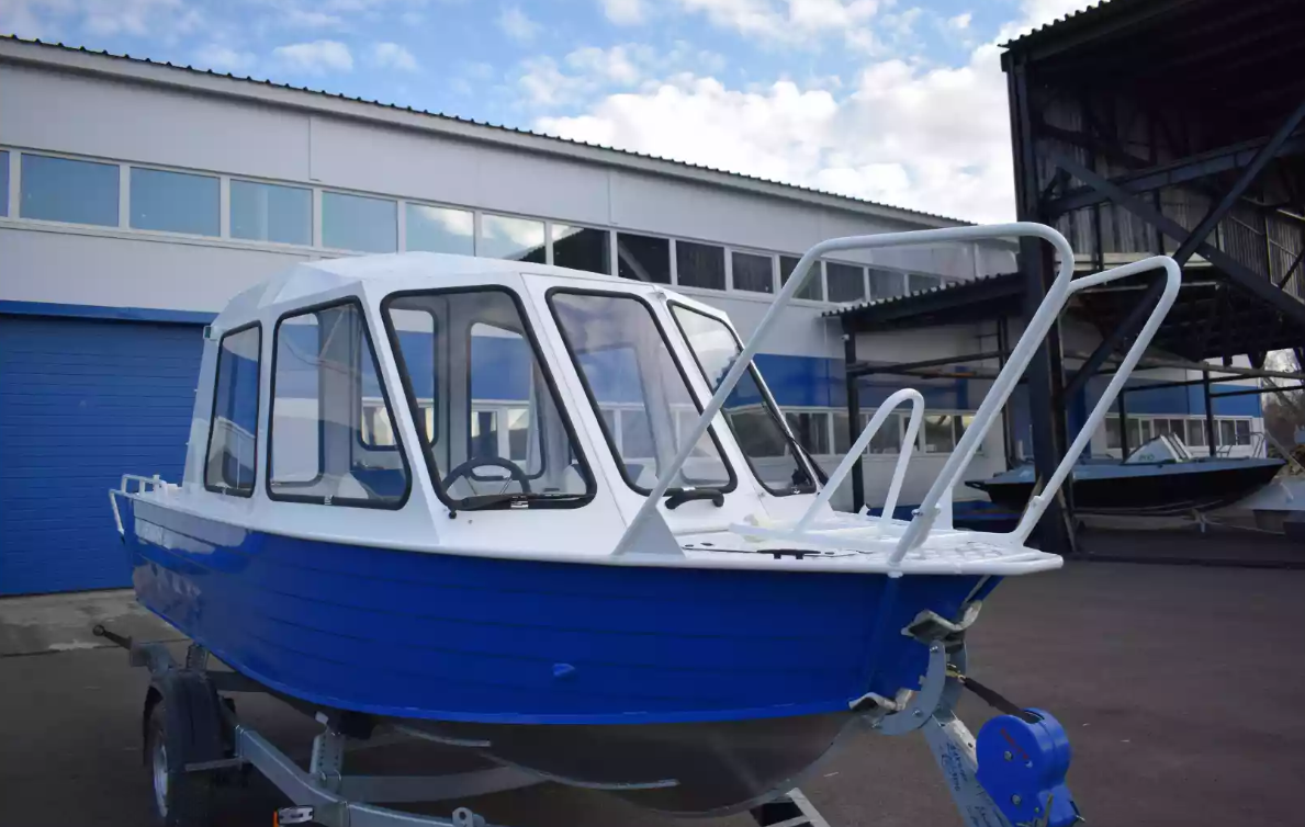 Алюминиевый катер Неман-500 (закрытая рубка) в Назрани