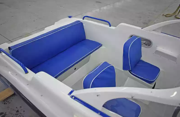 Комбинированный катер Neman-450 в Назрани