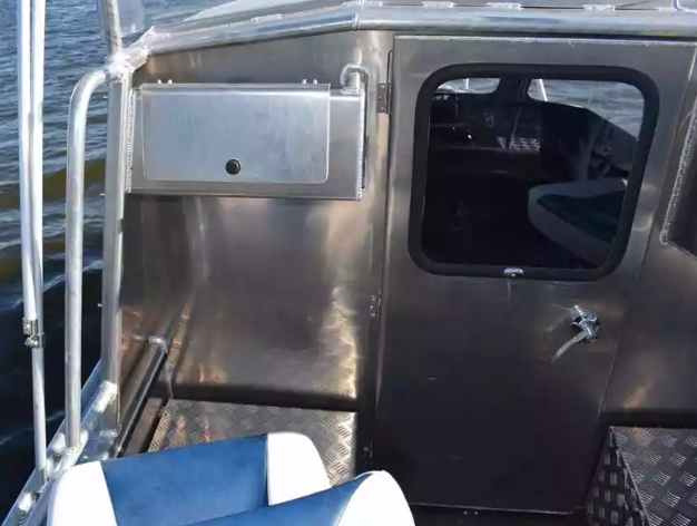 Алюминиевый катер Неман 550 с каютой в Назрани