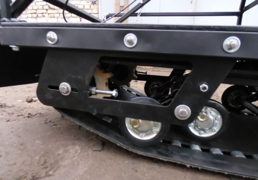 Мотобуксировщик AhtaR Зима 15 л/с с вариатором в Назрани