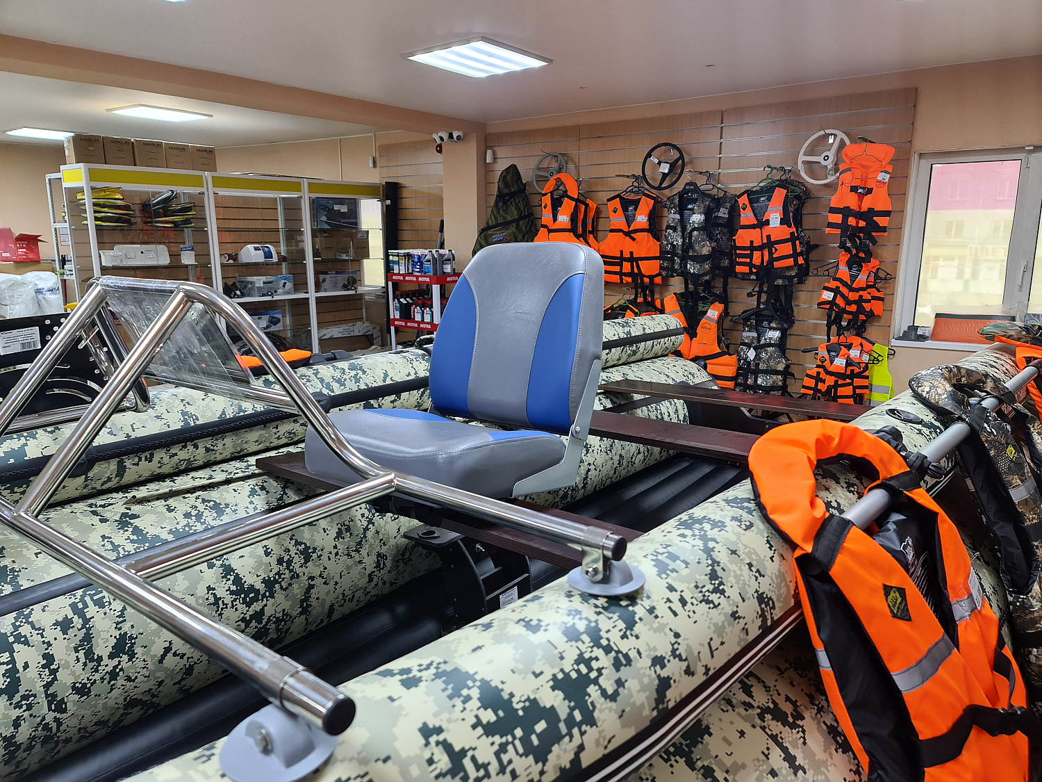 КРЕСЛО МЯГКОЕ РАСКЛАДНОЕ С ПОВОРОТНЫМ МЕХАНИЗМОМ ДЛЯ ЛОДОК в Назрани