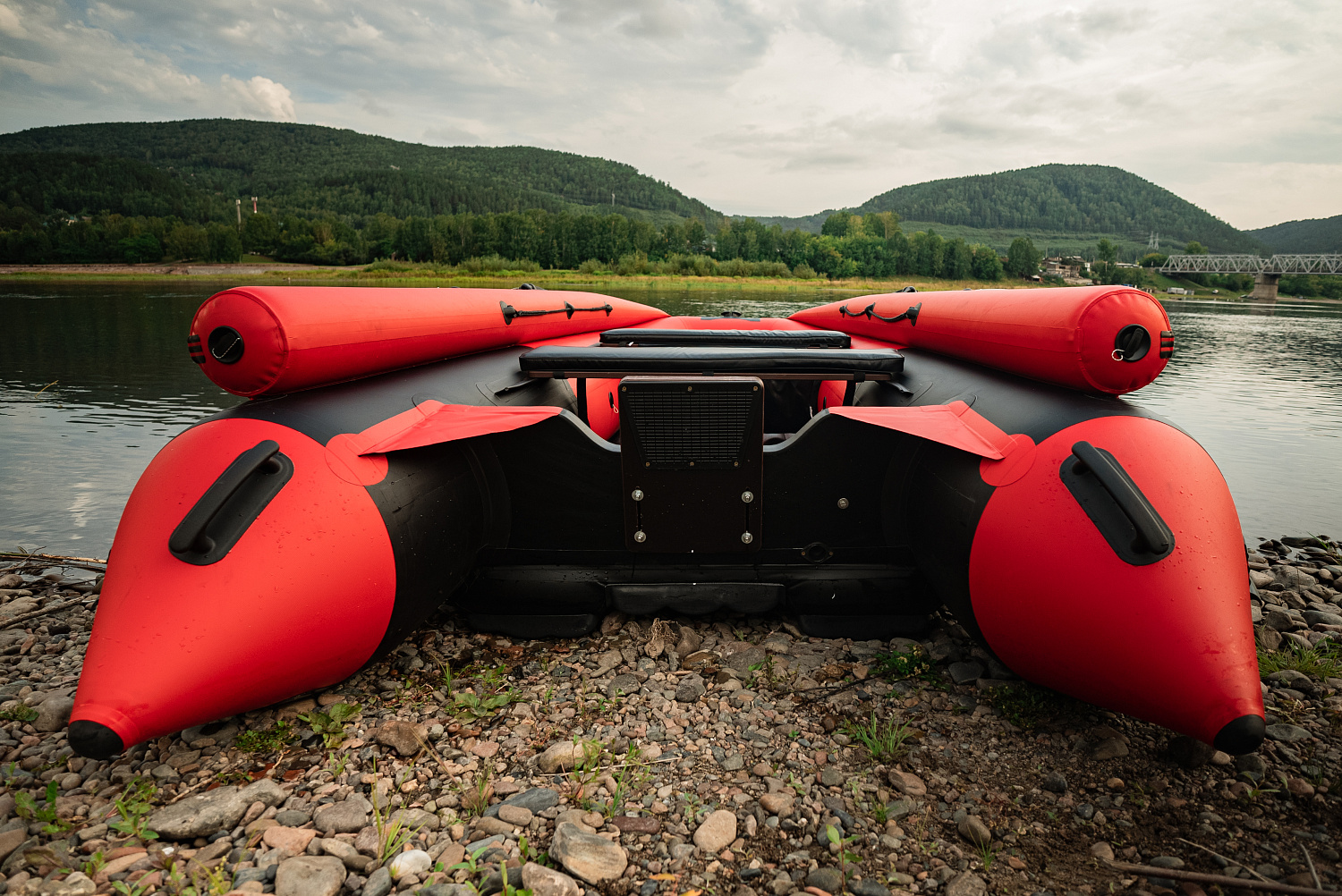 Лодка MISHIMO RIVER FJET PRO 430  под водомет в Назрани