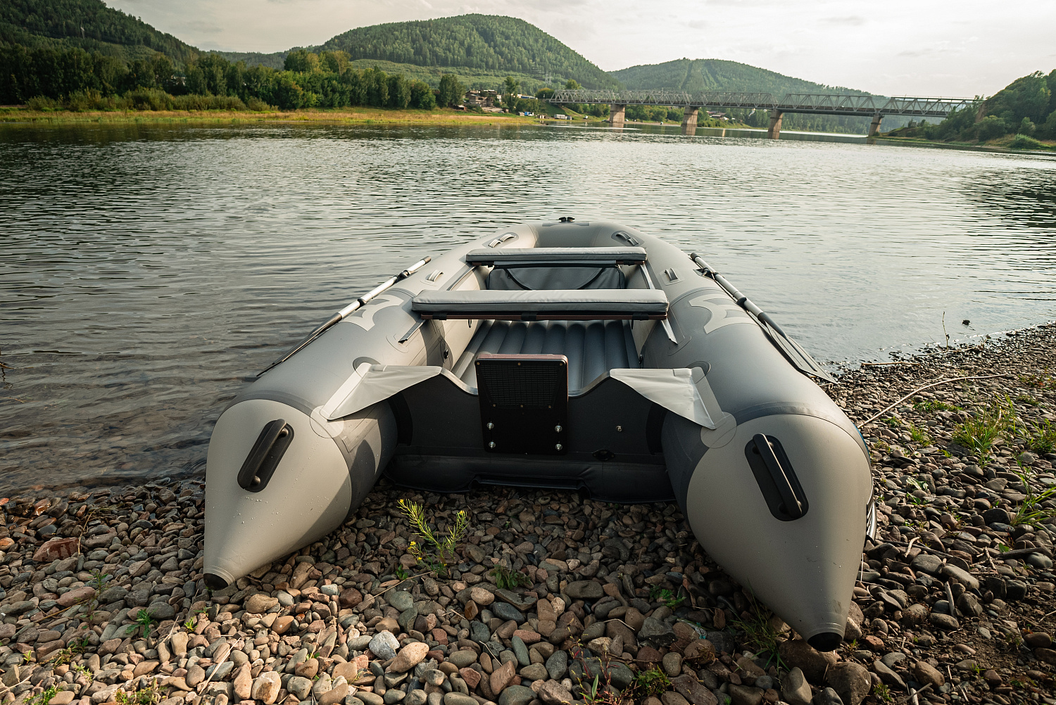 Лодка MISHIMO RIVER JET 390 под водомет в Назрани