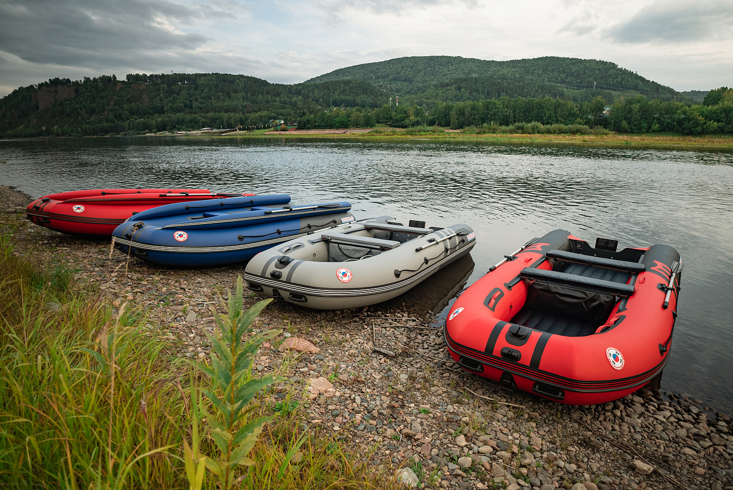 Лодка MISHIMO RIVER FJET PRO 430  под водомет в Назрани